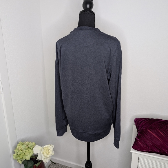 💘 Vuori Ponto Performance Crew Sweatshirt - Picture 7 of 9